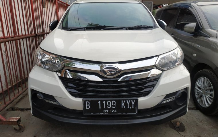 Jawa Barat, dijual mobil Daihatsu Xenia R 2018 harga murah 