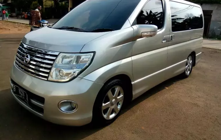 Jual mobil bekas Nissan Elgrand Highway Star 2008 murah di DKI Jakarta