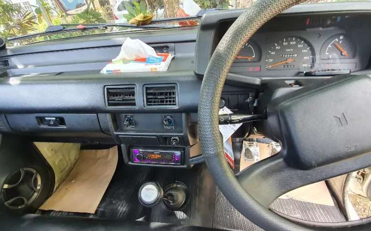 Isuzu Panther 1997 DIY Yogyakarta dijual dengan harga termurah