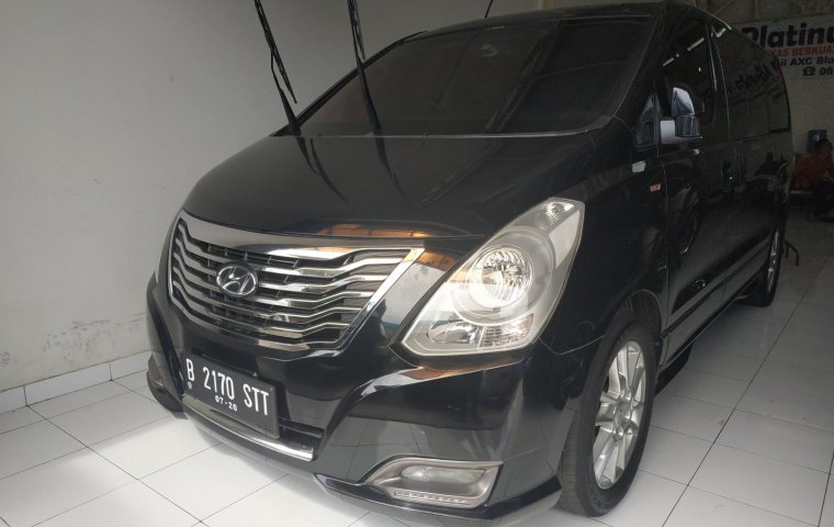 Jual mobil Hyundai H-1 Royale 2014 dengan harga terjangkau di Jawa Barat