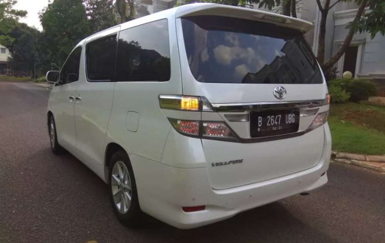 Mobil Toyota Vellfire 2013 V dijual, Banten