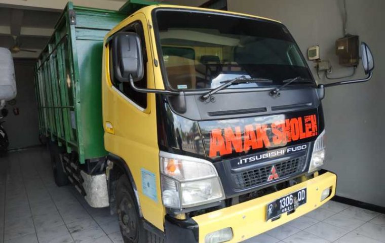 Jual mobil Mitsubishi Fuso Trucks 2014 dengan harga terjangkau di DIY Yogyakarta