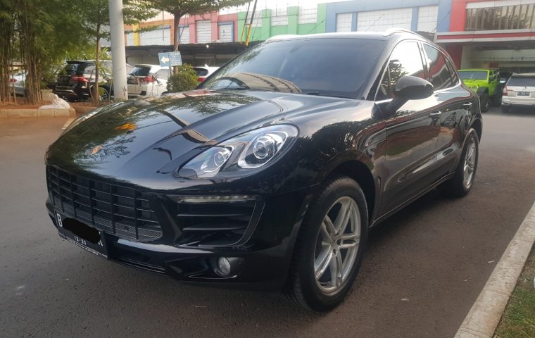 Jual mobil Porsche Macan 2.0L 2015 terawat , DKI Jakarta