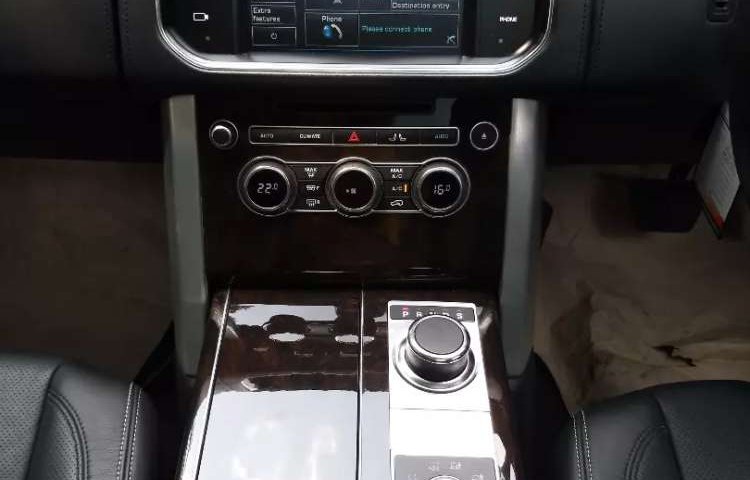 Mobil Land Rover Range Rover 2013 Autobiography terbaik di DKI Jakarta