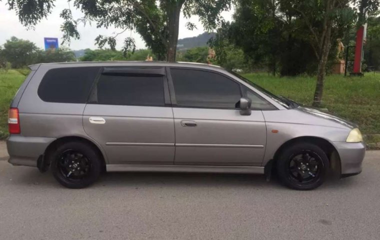 Jual mobil bekas murah Honda Odyssey 2002 di Pulau Riau