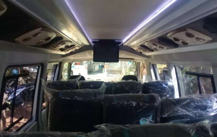 Mobil Isuzu Elf 2015 dijual, Jawa Tengah