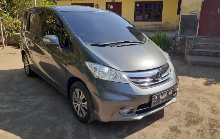 Jual mobil Honda Freed PSD 2014 bekas di DIY Yogyakarta