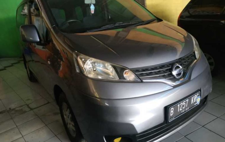 Jual mobil Nissan Evalia XV 2012 dengan harga murah di DIY Yogyakarta