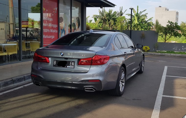 Jual mobil BMW 5 Series 530i 2018 dengan harga terjangkau di DKI Jakarta