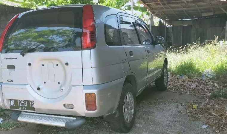 Jual mobil bekas murah Daihatsu Taruna CX 2000 di Bali