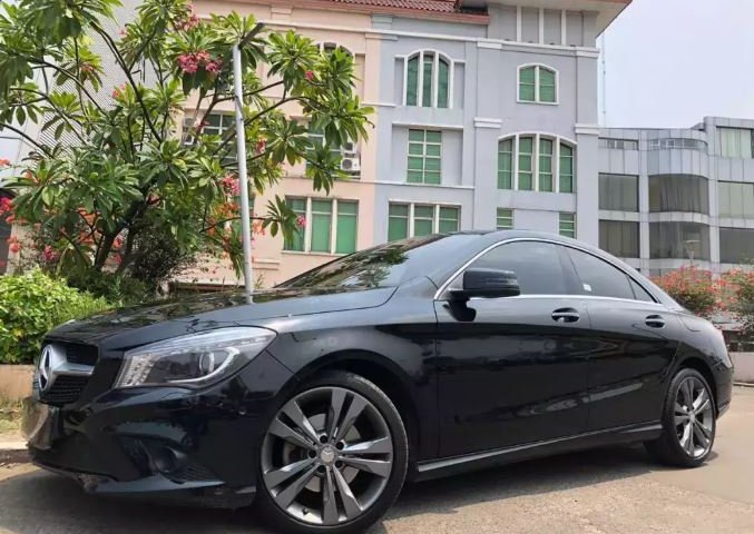 Mobil Mercedes-Benz CLA 200 2015 dijual, DKI Jakarta