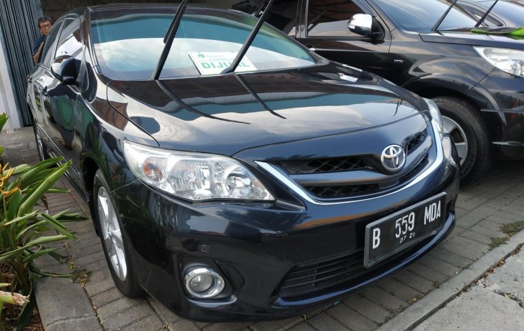 Jual mobil Toyota Corolla Altis 2.0 V 2011 dengan harga murah di Jawa Barat 
