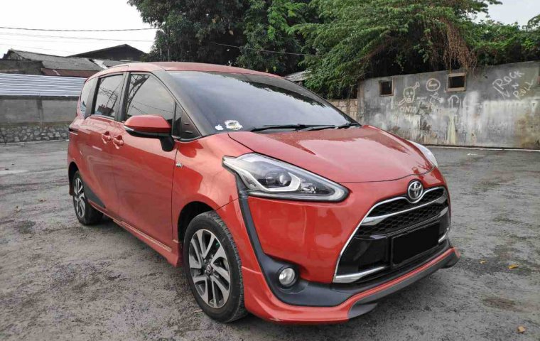 Mobil Toyota Sienta Q 2016 dijual, DKI Jakarta
