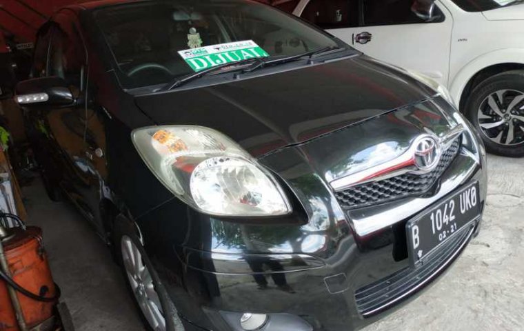 Jual mobil Toyota Yaris E 2010 murah di DIY Yogyakarta