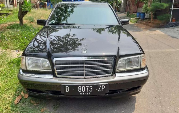 Jual mobil bekas murah Mercedes-Benz C-Class C 240 2001 di Jawa Tengah