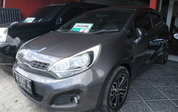 Jual mobil Kia Rio 1.6 NA 2013 dengan harga murah di DIY Yogyakarta