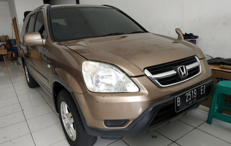 Jual mobil Honda CR-V 2.0 AT 2003 dengan harga terjangkau di Jawa Barat 