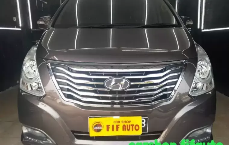 Dijual mobil bekas Hyundai H-1 Elegance Next Generation 2015, DKI Jakarta