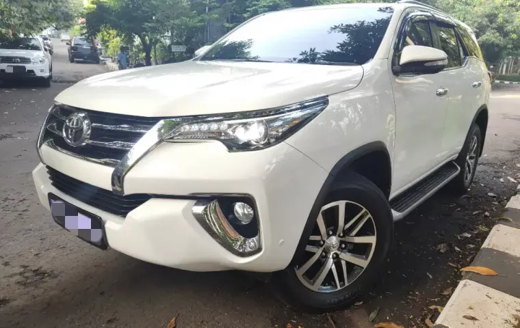 Jual mobil Toyota Fortuner VRZ 2017 bekas, Jawa Barat