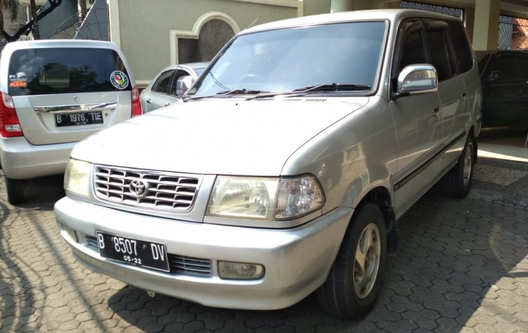 Jual mobil bekas Toyota Kijang LGX 2002 dengan harga murah di DKI Jakarta
