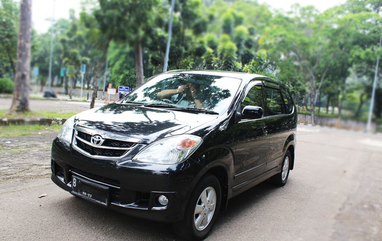 Jual mobil Toyota Avanza G 2011 bekas di DKI Jakarta