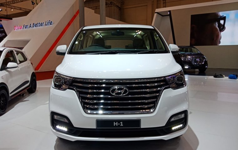 Mobil Hyundai New H-1 Elegance CRDI 2019 dijual, DKI Jakarta