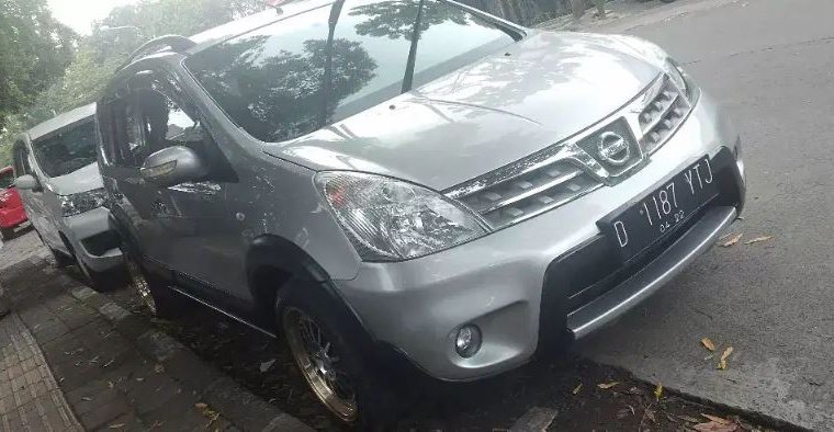 Jual mobil Nissan Livina X-Gear 2010 bekas di Jawa Barat 