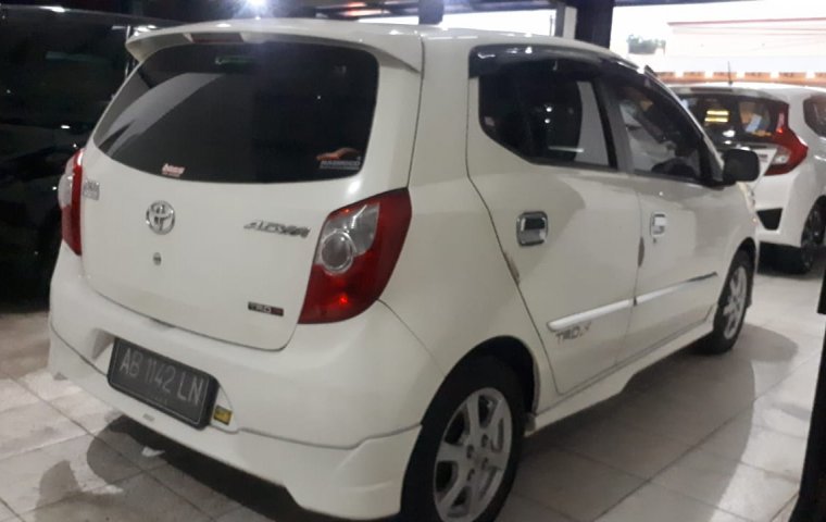 Jual mobil Toyota Agya TRD Sportivo 2014 terawat di DIY Yogyakarta