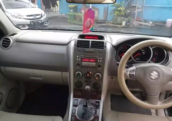 Dijual mobil bekas Suzuki Grand Vitara JLX 2007 murah di DKI Jakarta