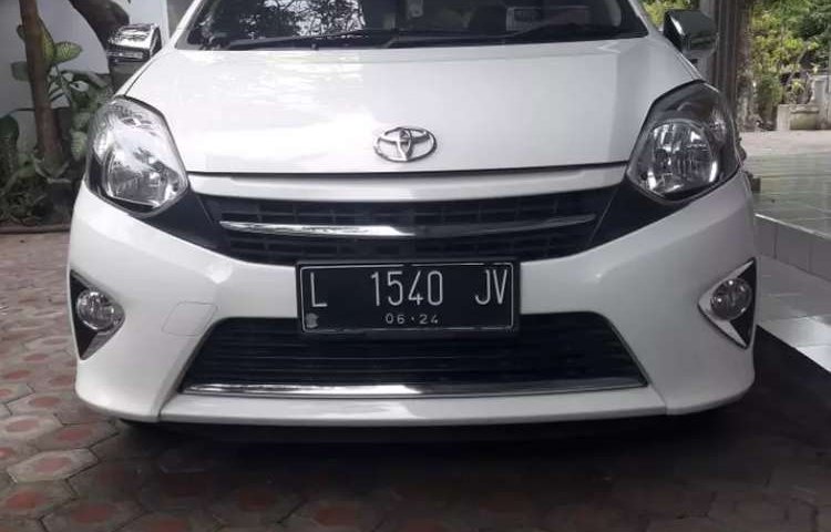 Mobil Toyota Agya 2014 E terbaik di Jawa Timur