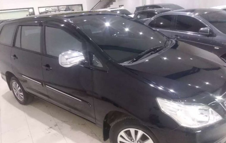 Mobil Toyota Kijang Innova 2014 2.5 G terbaik di Jawa Timur