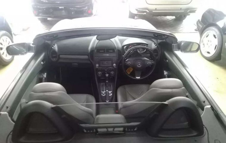 Dijual mobil bekas Mercedes-Benz SLK , Bali 