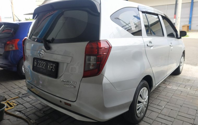 Jual mobil Daihatsu Sigra X MT 2017 terbaik di Jawa Barat 