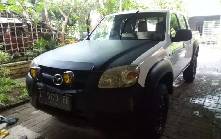 Mobil Mazda BT-50 2010 dijual, Jawa Timur