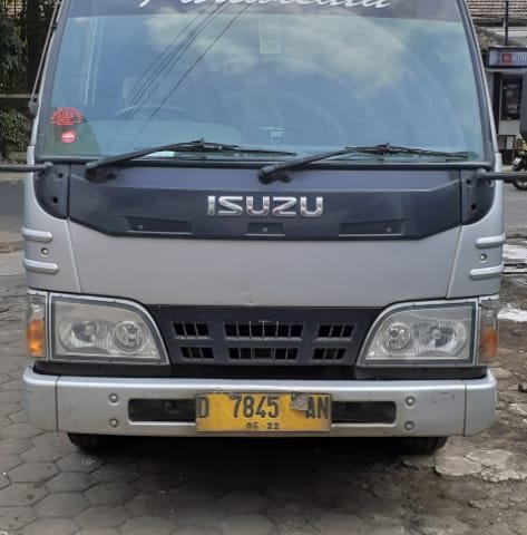 Jual Isuzu Elf 2.8 Minibus Diesel 2016 di Depok