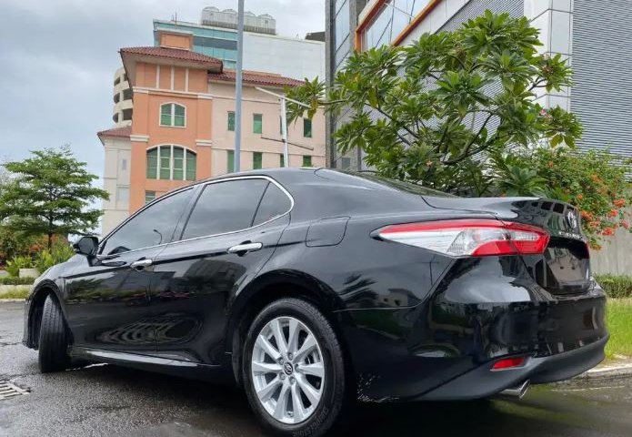 Jual Cepat Mobil Toyota Camry V 2019 di DKI Jakarta