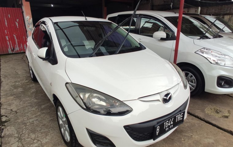 Jual Cepat Mobil Mazda 2 Hatchback 2012 di Depok