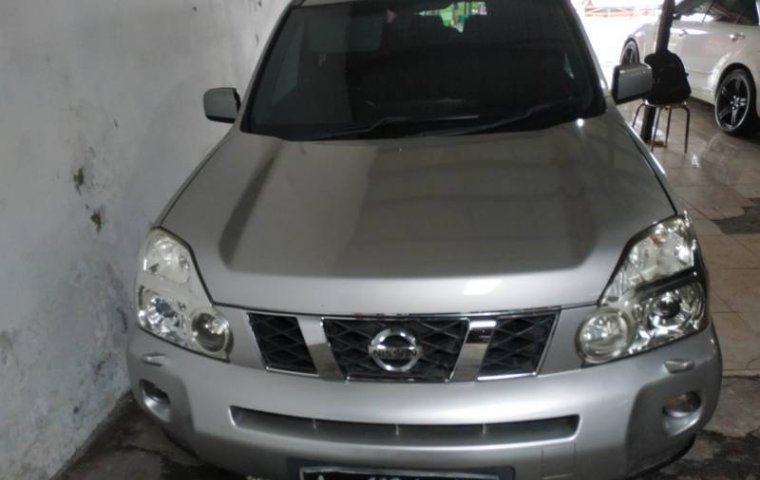 Jual mobil Nissan X-Trail 2.0 2011 bekas di DIY Yogyakarta