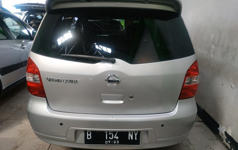 Jual Cepat Mobil Nissan Grand Livina SV AT 2013 di DKI Jakarta