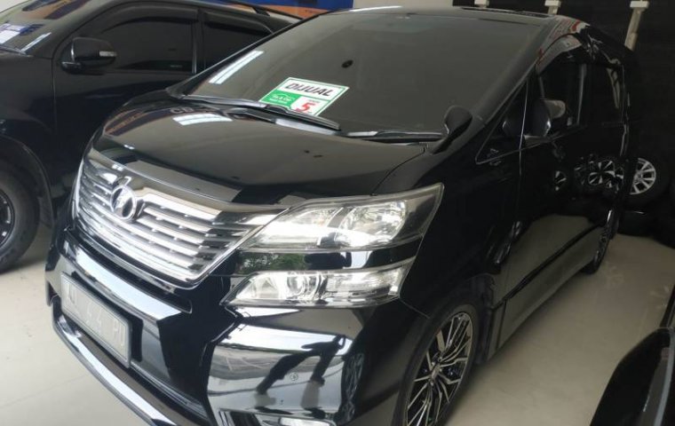 Jual mobil Toyota Vellfire 2.4 NA 2009 dengan harga murah di Jawa Tengah