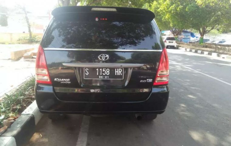 Mobil Toyota Kijang Innova 2007 E 2.0 terbaik di Jawa Timur