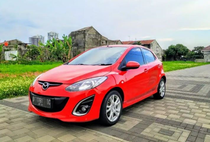 Jual Cepat Mobil Mazda 2 R 2010 di Jawa Barat