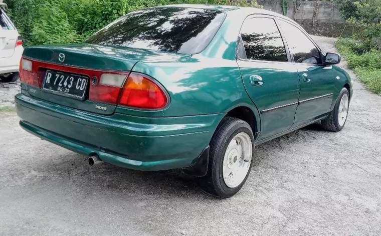 Mazda 323 1998 DIY Yogyakarta dijual dengan harga termurah