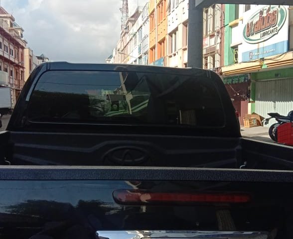 Jawa Timur, dijual mobil Toyota Hilux G D-4D 2017 bekas
