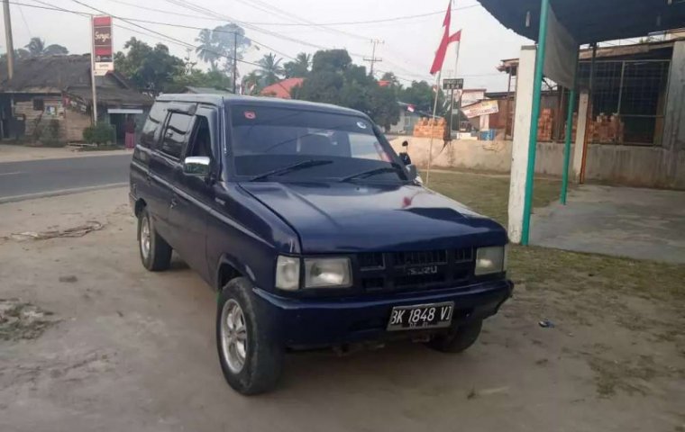 Isuzu Panther 1994 Sumatra Utara dijual dengan harga termurah