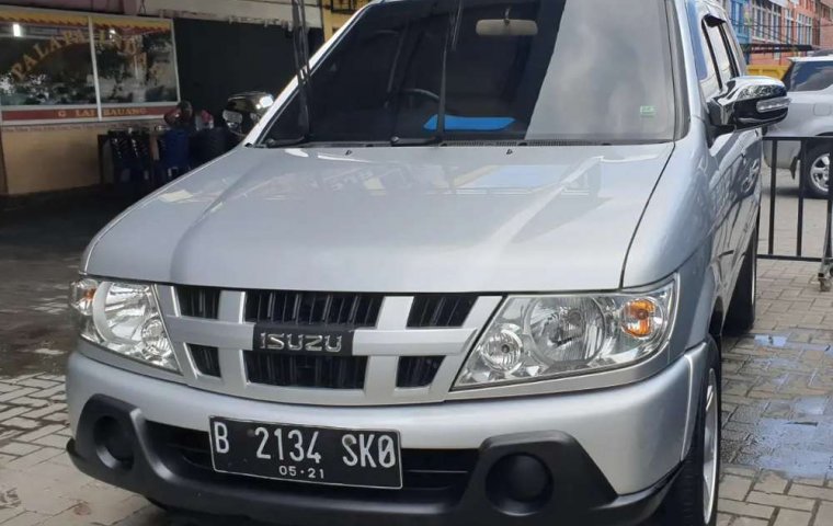 Isuzu Panther 2016 Riau dijual dengan harga termurah