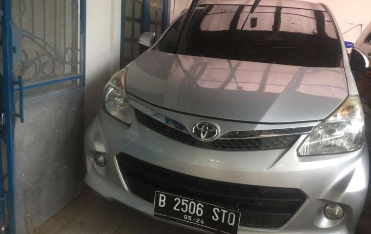 Mobil Toyota Avanza 2014 Veloz dijual, Jawa Barat