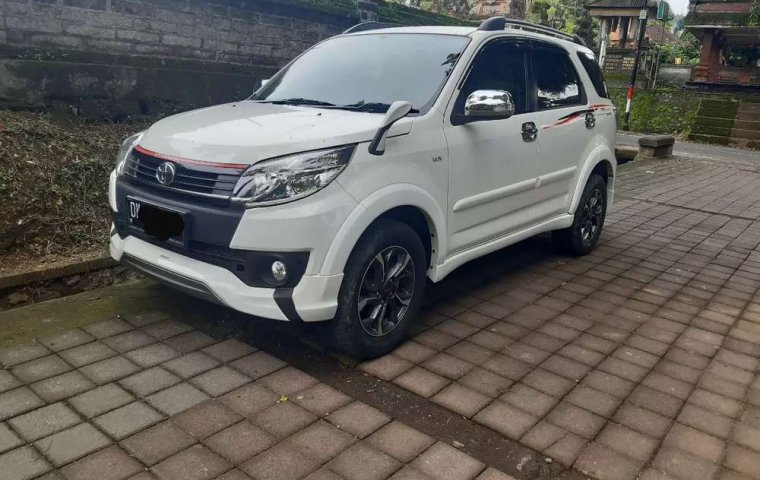 Bali, jual mobil Toyota Rush TRD Sportivo 2016 dengan harga terjangkau