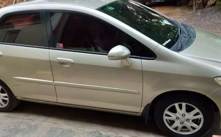 Jawa Barat, Honda City i-DSI 2004 kondisi terawat