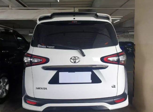 Jual mobil Toyota Sienta 1.5 Q 2017 di DKI Jakarta